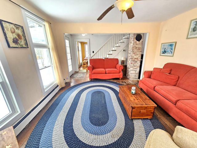 1153 King Hill Road, Readsboro, VT 05350