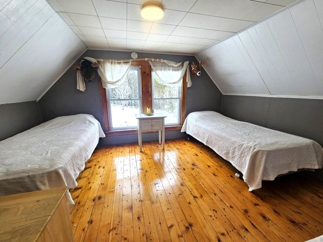 1153 King Hill Road, Readsboro, VT 05350