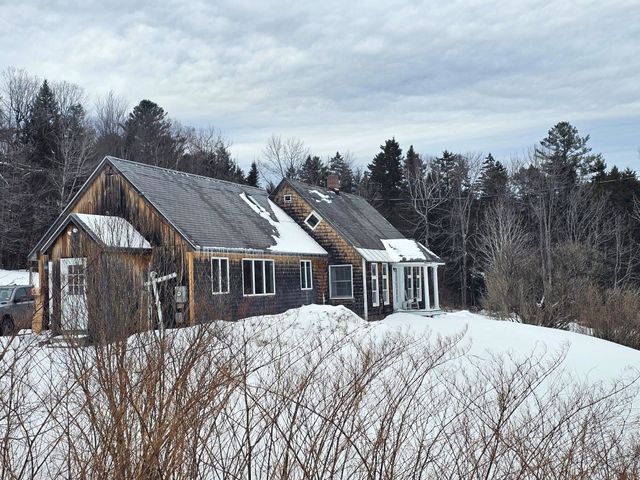 1153 King Hill Road, Readsboro, VT 05350