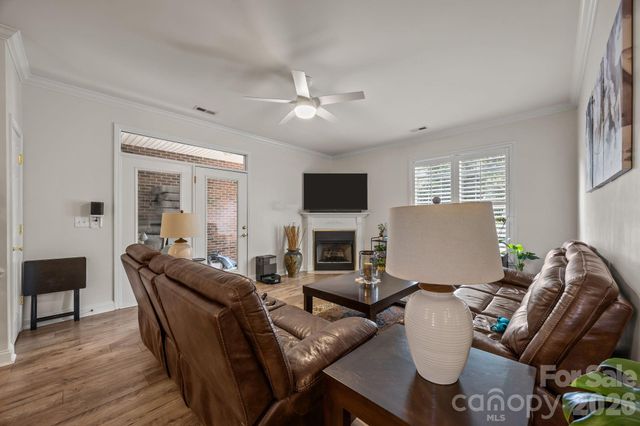 13323 Mint Lake Drive, Matthews, NC 28105