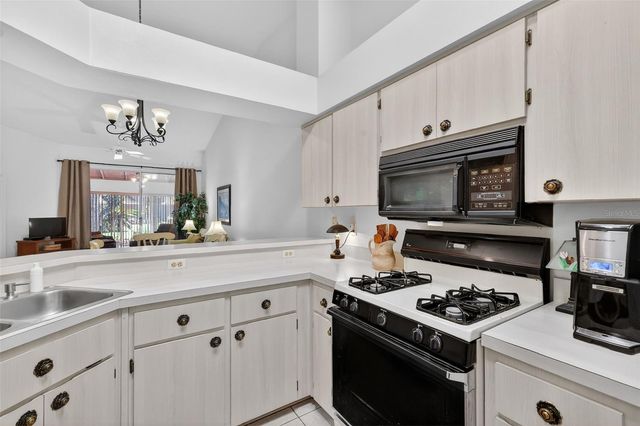 5506 ROSEWALL CIRCLE, Leesburg, FL 34748