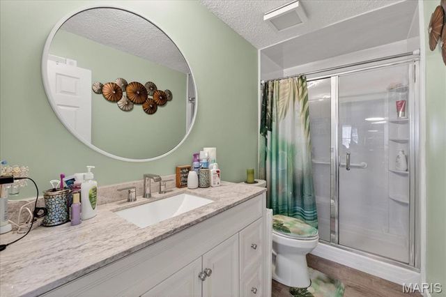 618 Fox Plains Drive, Florissant, MO 63034