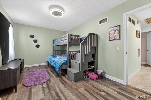 618 Fox Plains Drive, Florissant, MO 63034