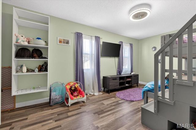 618 Fox Plains Drive, Florissant, MO 63034