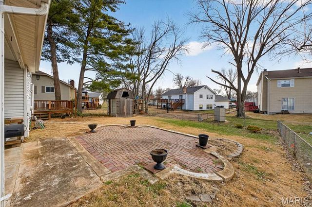 618 Fox Plains Drive, Florissant, MO 63034