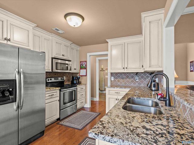 14642 Norfleet Drive, Athens, AL 35613