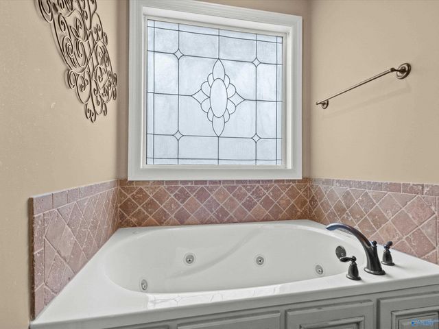 14642 Norfleet Drive, Athens, AL 35613