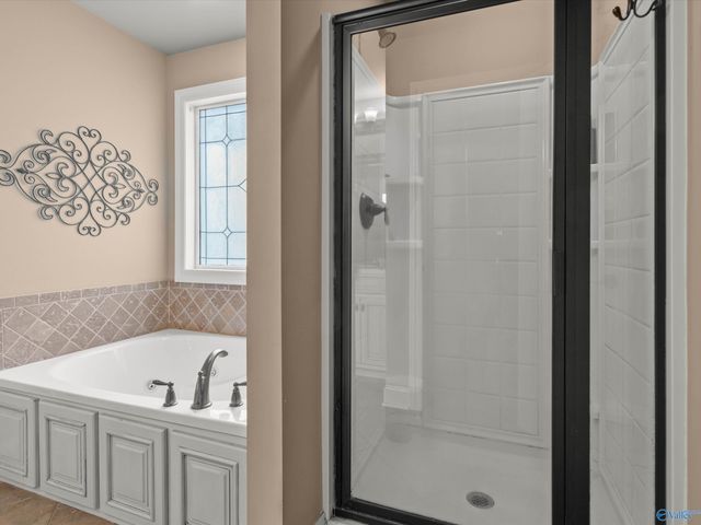 14642 Norfleet Drive, Athens, AL 35613