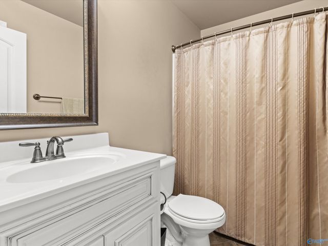 14642 Norfleet Drive, Athens, AL 35613