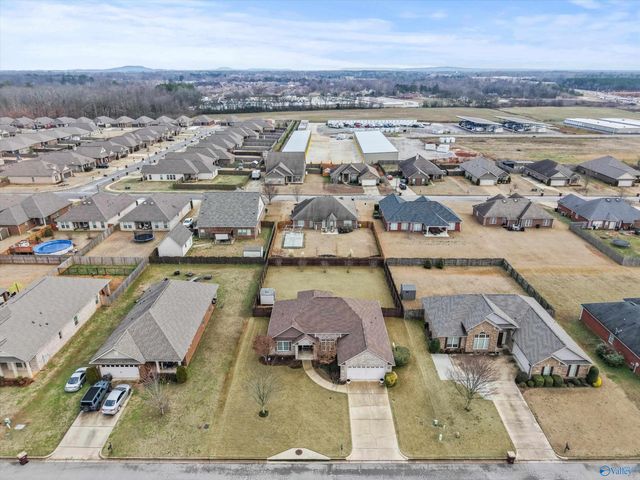 14642 Norfleet Drive, Athens, AL 35613