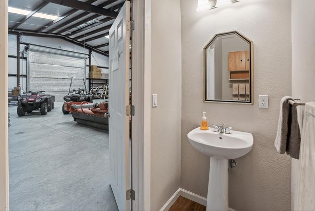 11270 Craig Rd, Live Oak, CA 95953