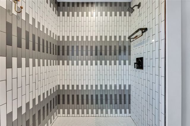 1 Collins Terrace, Middletown, RI 02842