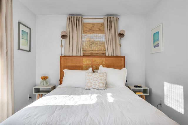 1 Collins Terrace, Middletown, RI 02842