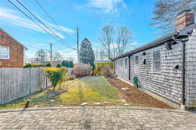 1 Collins Terrace, Middletown, RI 02842