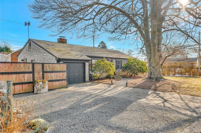 1 Collins Terrace, Middletown, RI 02842