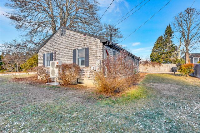 1 Collins Terrace, Middletown, RI 02842