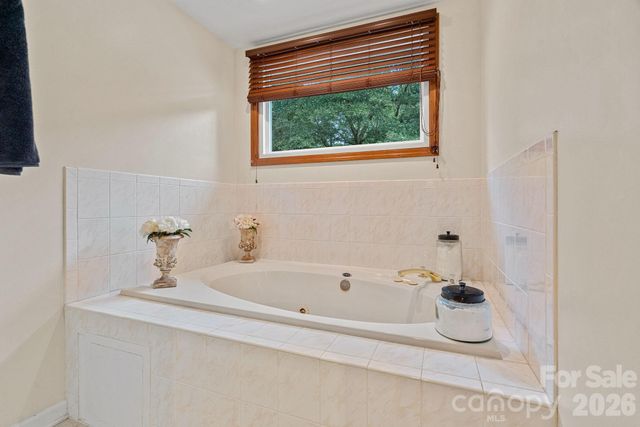 172 Tawny Bark Drive, Mooresville, NC 28117