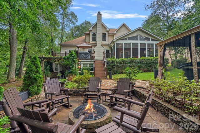 172 Tawny Bark Drive, Mooresville, NC 28117