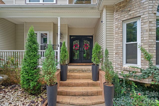 172 Tawny Bark Drive, Mooresville, NC 28117