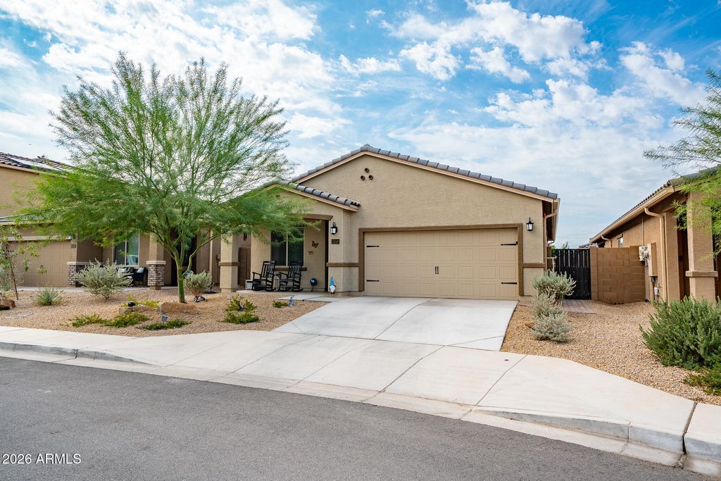 11549 W ARRON Drive, Youngtown, AZ 85363 — photo 3