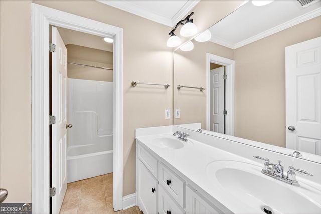 210 Oakleaf Drive, Macon, GA 31210