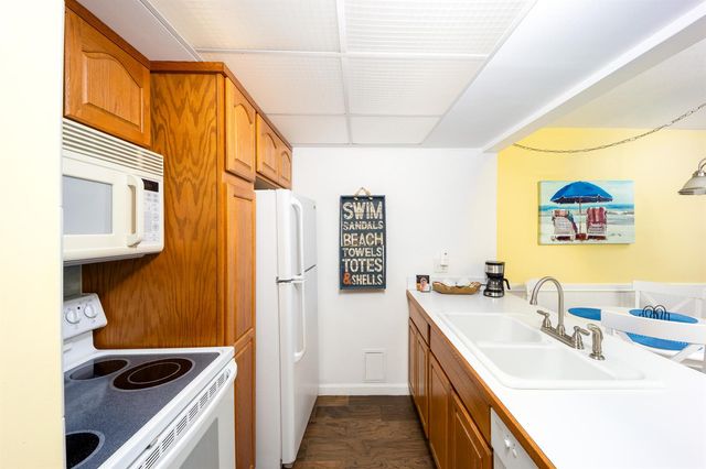 9800 S Ocean Drive 415, Jensen Beach, FL 34957