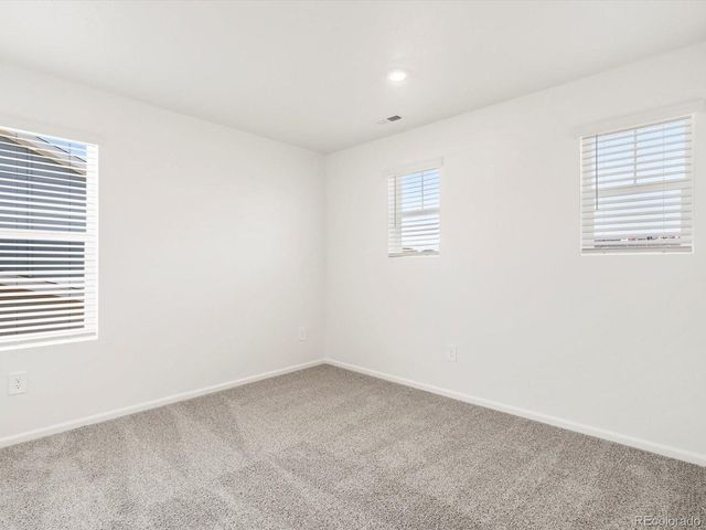 4694 Sugarcane St, Johnstown, CO 80534