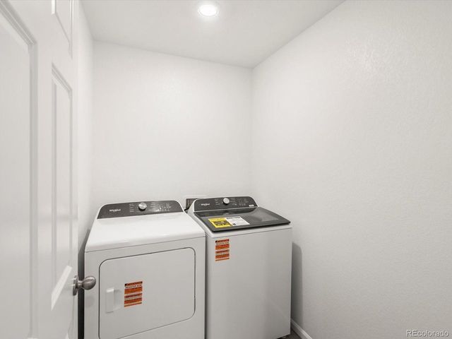 4694 Sugarcane St, Johnstown, CO 80534