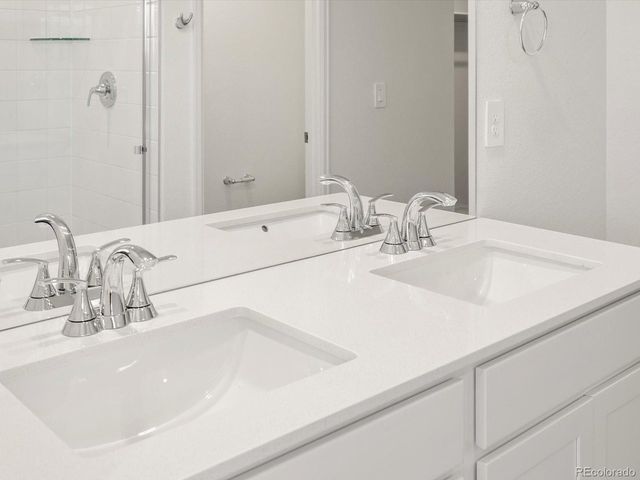 4694 Sugarcane St, Johnstown, CO 80534