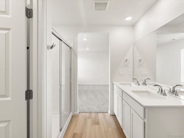 4694 Sugarcane St, Johnstown, CO 80534