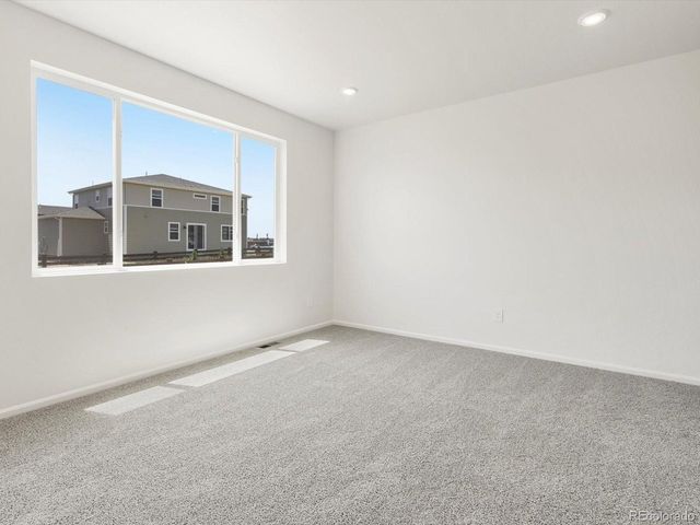 4694 Sugarcane St, Johnstown, CO 80534