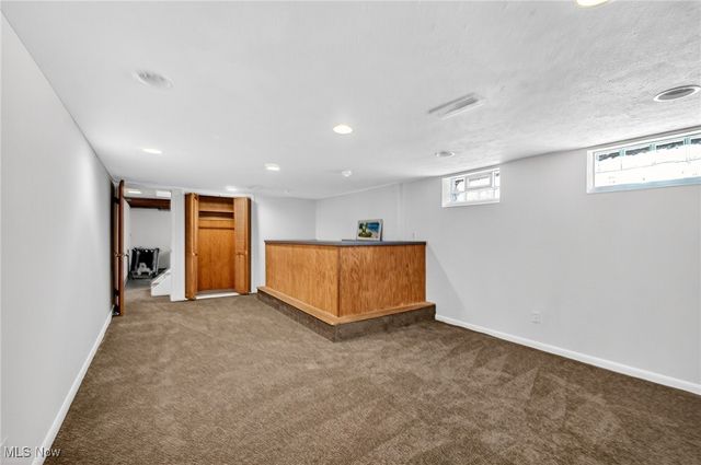 12911 Bangor Avenue, Garfield Heights, OH 44125