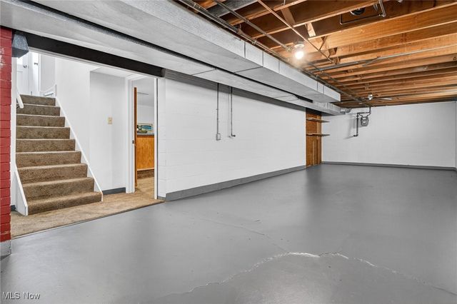 12911 Bangor Avenue, Garfield Heights, OH 44125