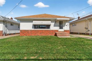 12911 Bangor Avenue, Garfield Heights, OH 44125