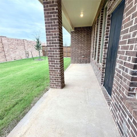 541 Breeds Hill Road, Little Elm, TX 75068