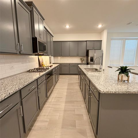541 Breeds Hill Road, Little Elm, TX 75068