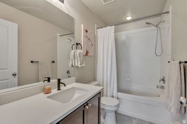 11386 S OKANOGAN LN, South Jordan, UT 84009