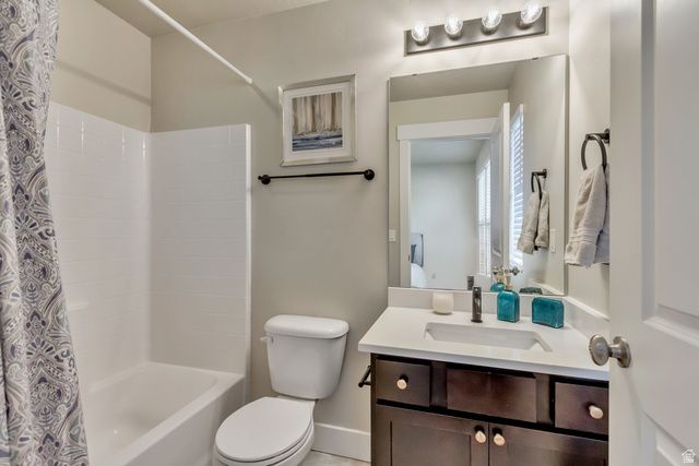 11386 S OKANOGAN LN, South Jordan, UT 84009