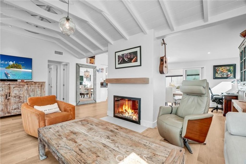 1260 Brangwyn, Laguna Beach, CA 92651