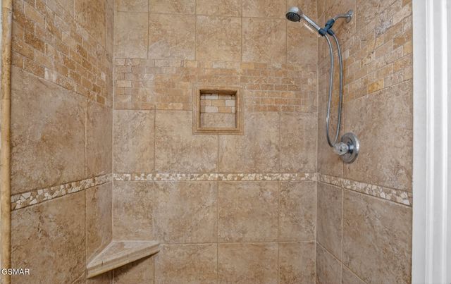 1050 Briar Court, Talbott, TN 37877