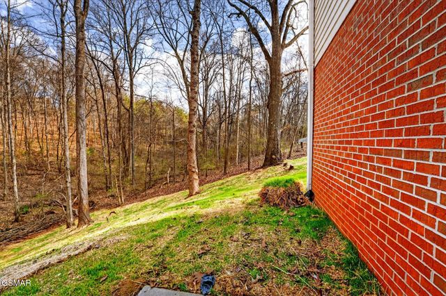 1050 Briar Court, Talbott, TN 37877