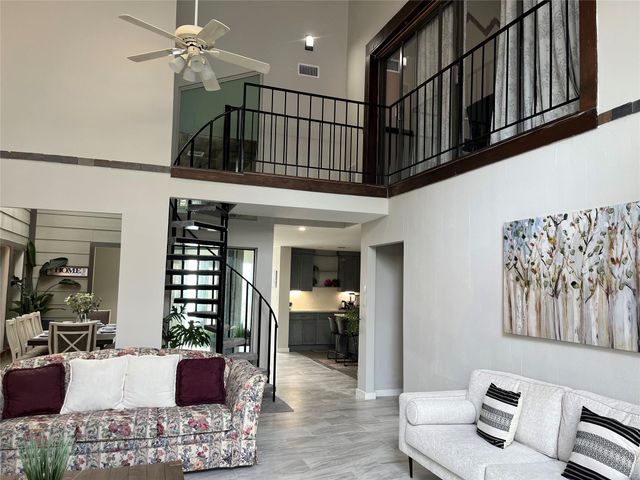 6803 Las Brisas Drive, Houston, TX 77083