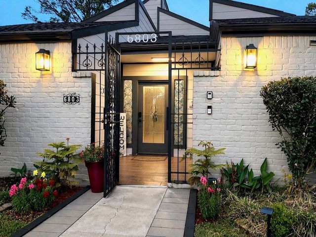 6803 Las Brisas Drive, Houston, TX 77083