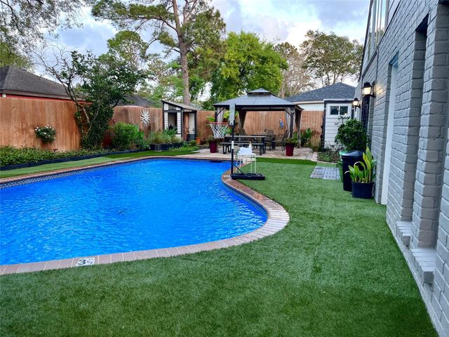 6803 Las Brisas Drive, Houston, TX 77083