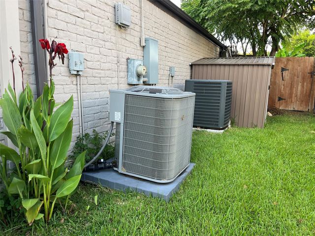 6803 Las Brisas Drive, Houston, TX 77083