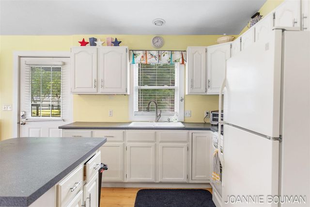 8286 W Pine Grove Beach Drive, Baldwin, MI 49304