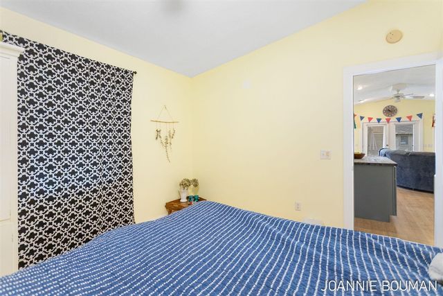 8286 W Pine Grove Beach Drive, Baldwin, MI 49304