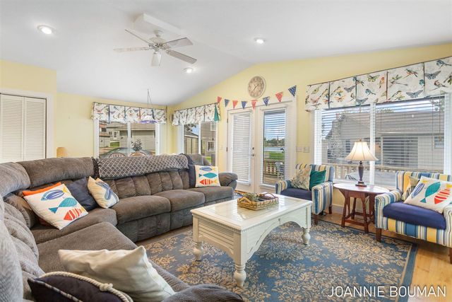 8286 W Pine Grove Beach Drive, Baldwin, MI 49304