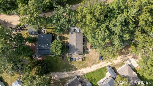 8286 W Pine Grove Beach Drive, Baldwin, MI 49304