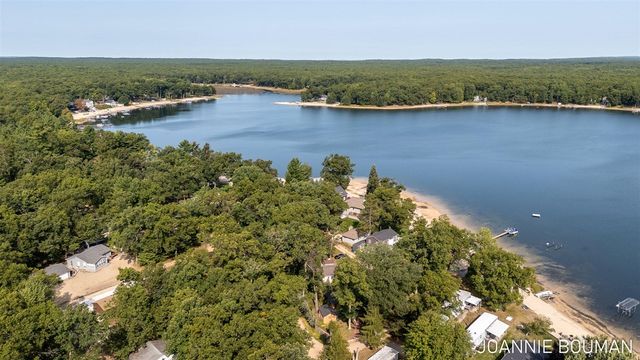 8286 W Pine Grove Beach Drive, Baldwin, MI 49304